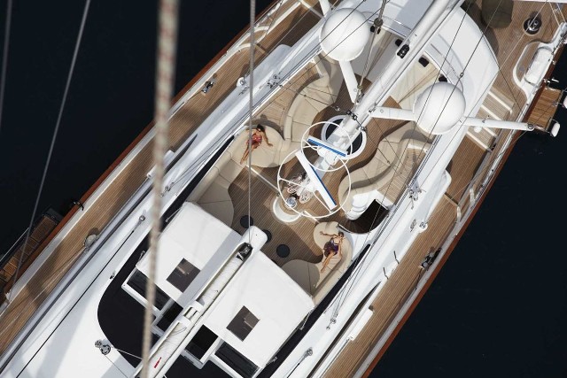 PANTHALASSA.  Weekly charter rate from $200,000